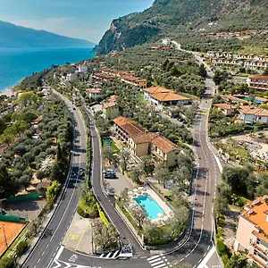Rosemarie Italia